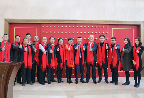 Optoray'ın Yeni Üçüncü Kurul'daki listeleme ve zil çalma töreni Jinglong'da yapıldı